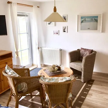 Haus Ketzenberg 1 - Luett Moeoev * Groß Zicker